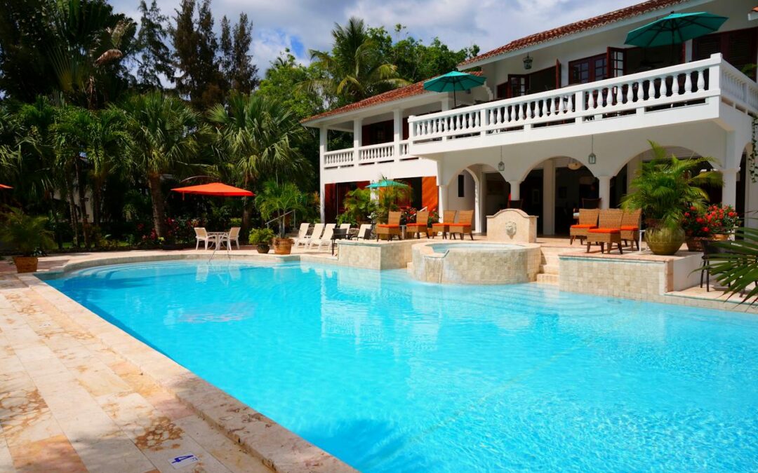 Simple Steps to Pool Care in Florida